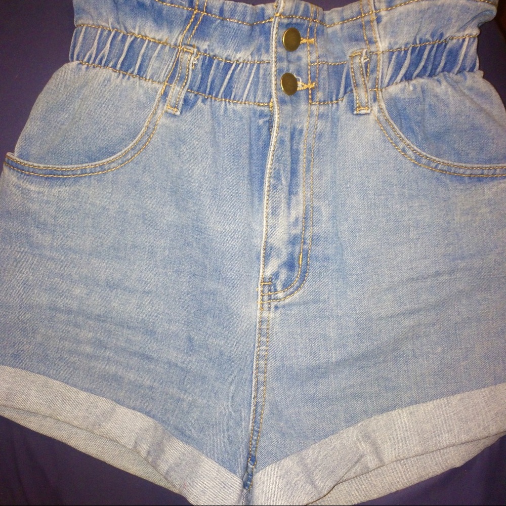 F21® HIGH WAIST SHORTS💎